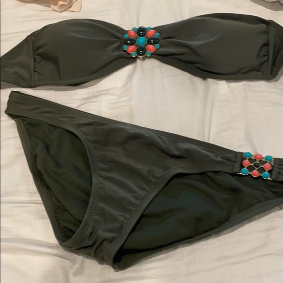 Xhilaration Other - Large bottom and large top